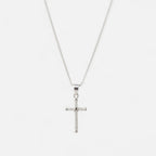 Collar Hv Hermanas Villegas de plata 925 con cadena grumet y dije de cruz latina decorado con circonias brillantes