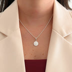 Collar Hv Hermanas Villegas de plata 925 con cadena tejido Singapur y medalla circular de San Benito en relieve