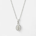 Collar Hv Hermanas Villegas de plata 925 con cadena tejido Figaro y medalla ovalada de San Judas Tadeo en relieve