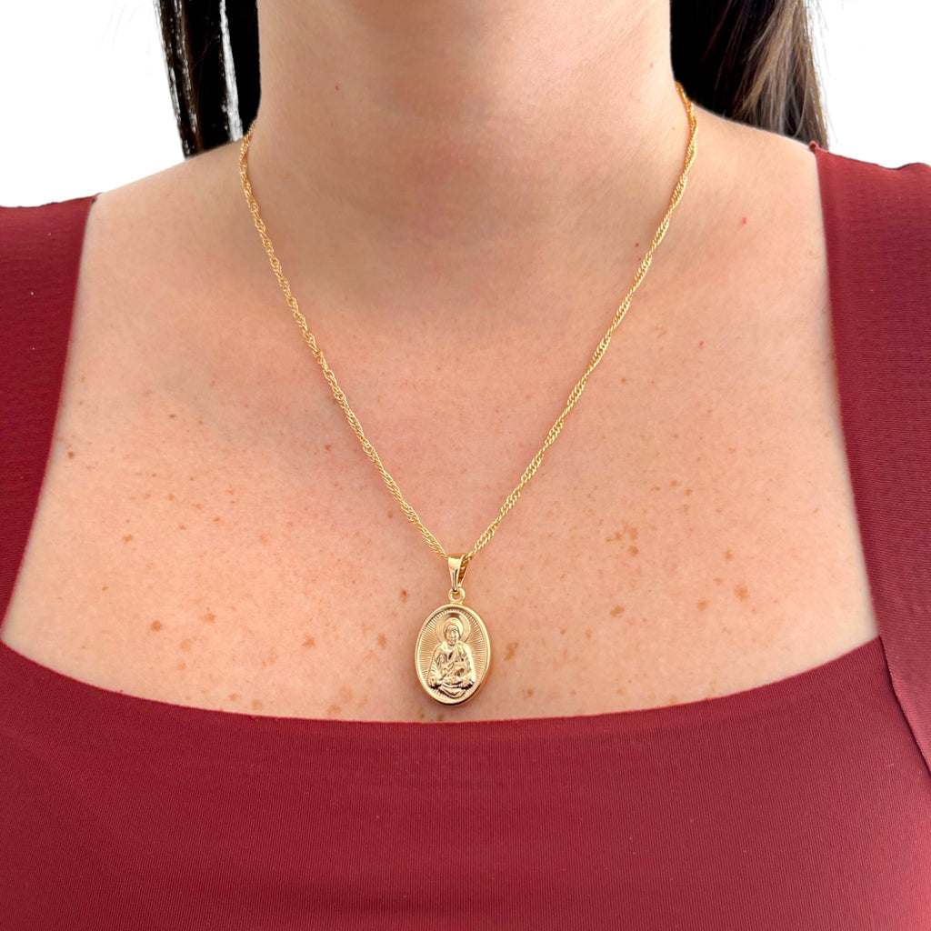 Cadena Singapur Hv Hermanas Villegas con medalla ovalada de San Judas Tadeo en cobre con enchape en oro rosé