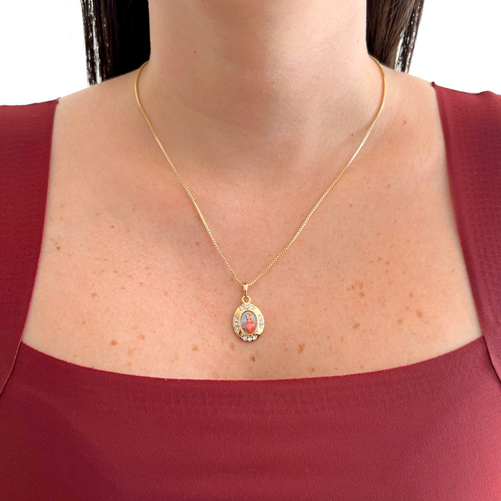 Collar Hv Hermanas Villegas con cadena veneciana y medalla ovalada del Inmaculado Corazón de María con circonias.