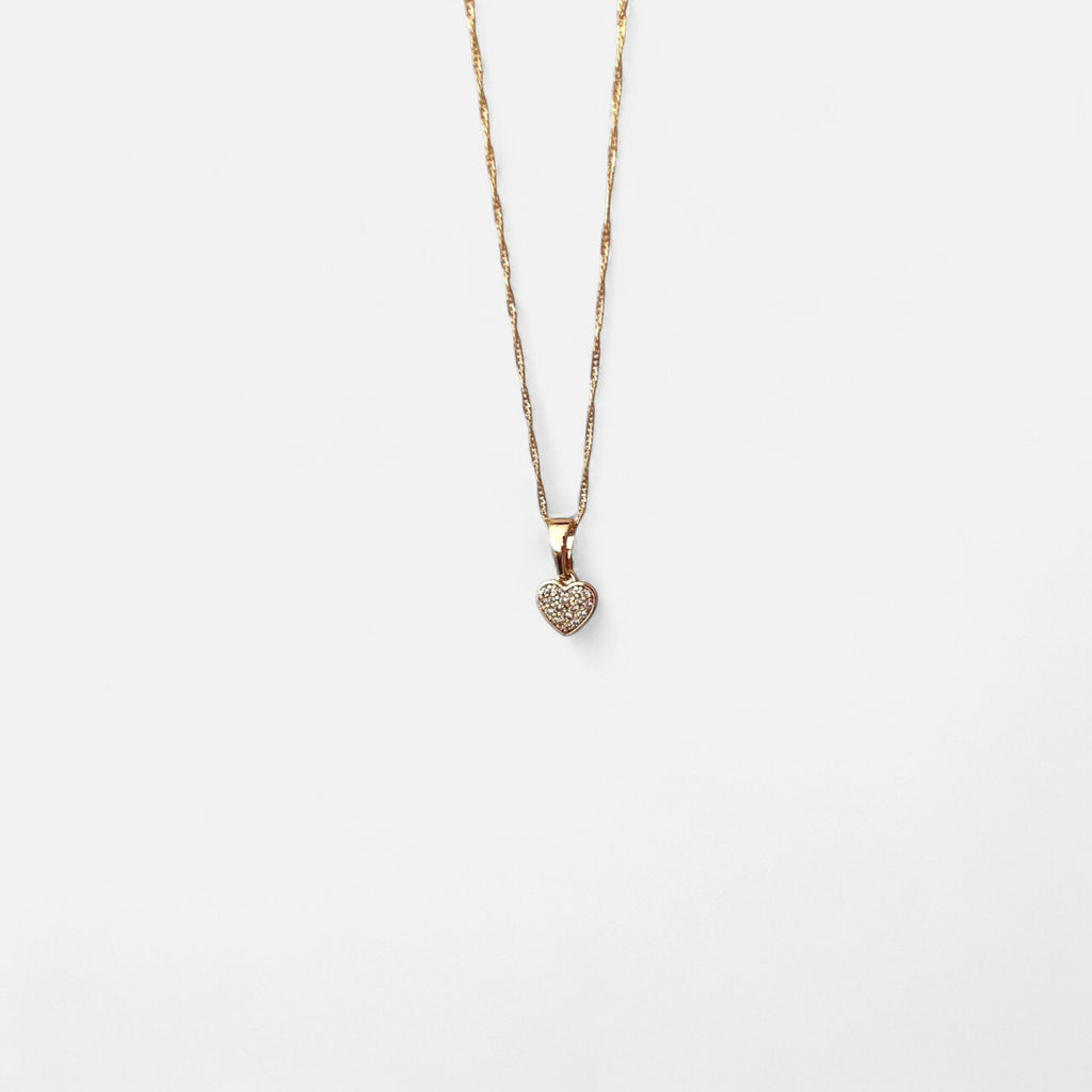 Collar Hv Hermanas Villegas con cadena Singapur en oro rosé y dije de corazón con circonias en engaste pavé