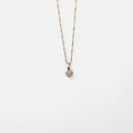 Collar Hv Hermanas Villegas con cadena Singapur en oro rosé y dije de corazón con circonias en engaste pavé