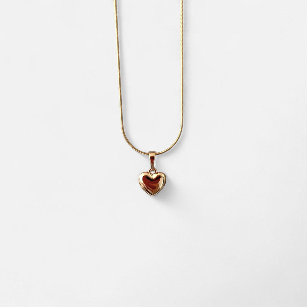 Collar Hv Hermanas Villegas con cadena cola de ratón y dije de corazón inflado en baño de oro rosé pulido