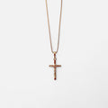 Collar Hv Hermanas Villegas con cadena veneciana y dije de crucifijo en cobre con baño de oro rosé