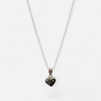 Collar Hv Hermanas Villegas de plata 925 con cadena forcet y dije de corazón con turmalina negra natural.