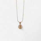 Collar Hv Hermanas Villegas con cadena anchor aplanada, medalla de la Virgen de Guadalupe y circonias en oro rosé
