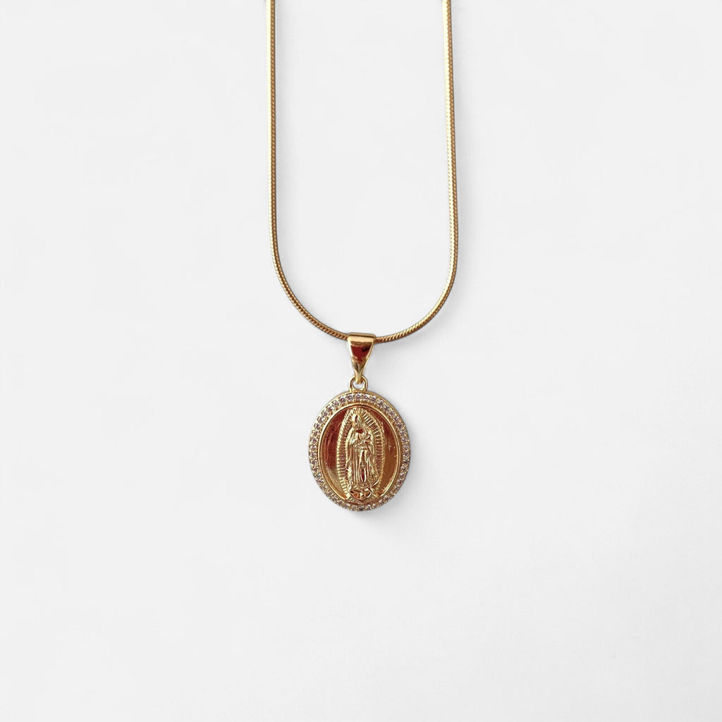Collar Hv Hermanas Villegas de cadena cola de ratón en oro rosé con medalla de la Virgen de Guadalupe y circonias