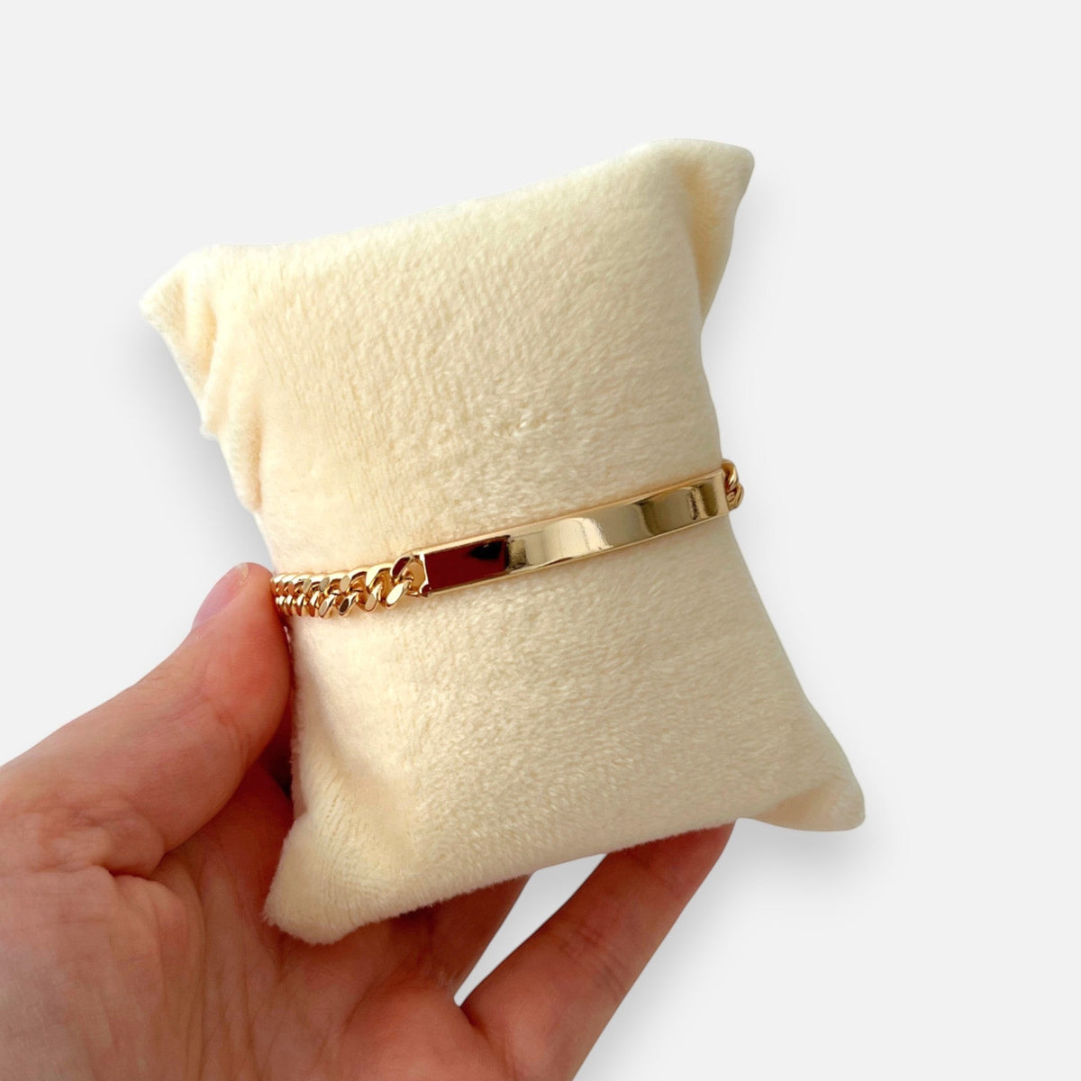 Pulsera Hv Hermanas Villegas de cadena grumet en oro rosa con placa central lisa pulida